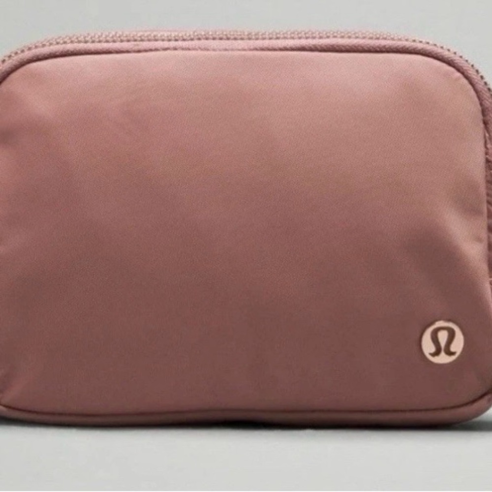 lululemon athletica Pink Pouch everywhere belt bag spiced chai